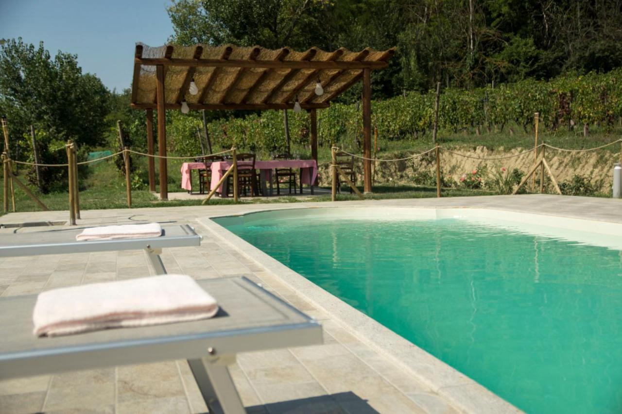 Villa Cascina Dani Agliano Terme Exterior foto
