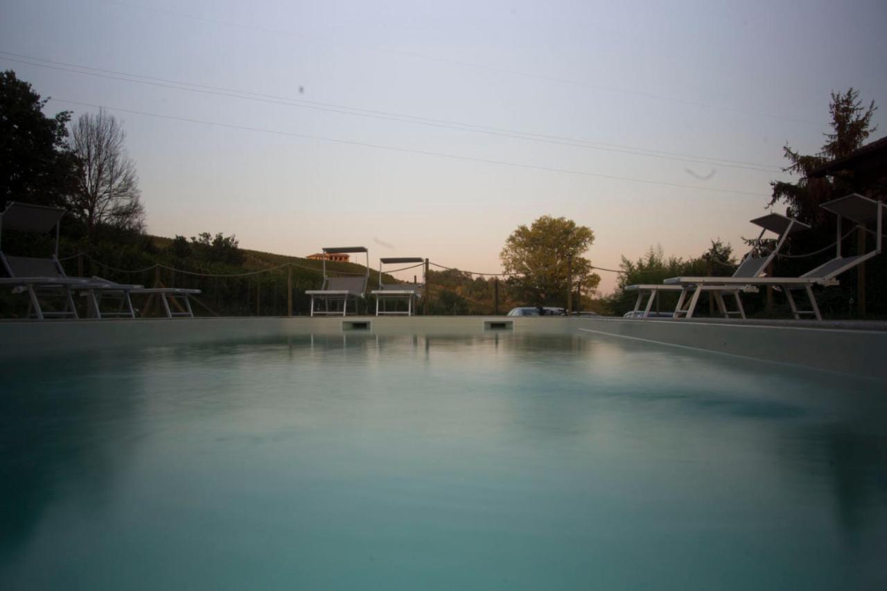 Villa Cascina Dani Agliano Terme Exterior foto
